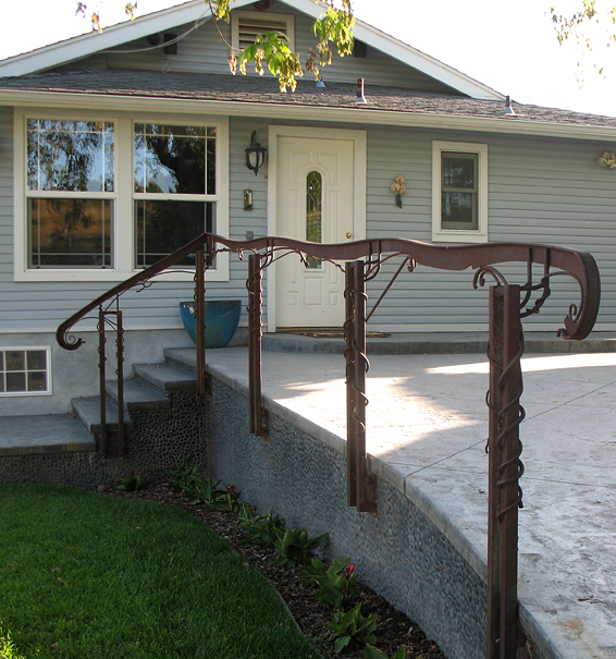 Curved Railing for a Farmhouse