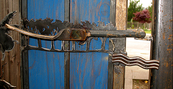 Family Icon Gate Handle Detail