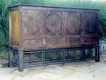 Tibetan Chest